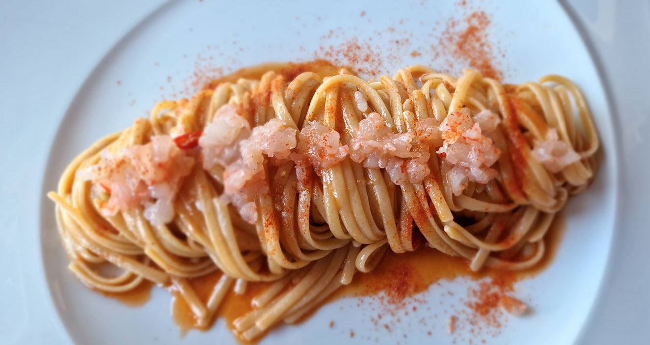 Al momento stai visualizzando Bavette Ajo Olio Peperoncino e Violette di Gallipoli