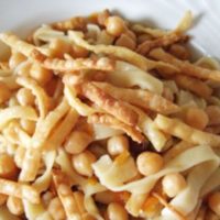 ricetta-tipica-salentina-ciciri-e-tria1